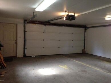 3406 Lois Dr unit B, Anchorage, AK 99517 - photo 2