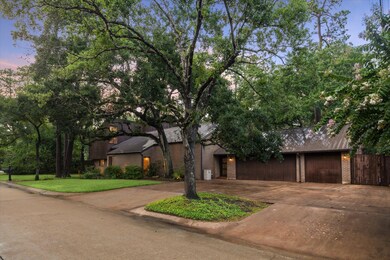 290 Knipp Rd, Houston, TX 77024 - photo 3