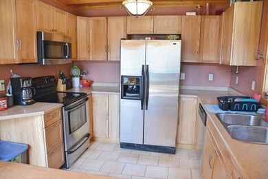 648 Nh Route 104, New Hampton, NH 03256 - photo 3