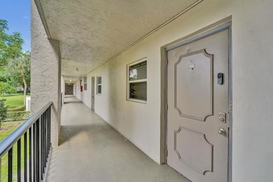 9480 Poinciana Place unit 201, Davie, FL 33324 - photo 3