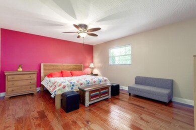 4234 Fredericksburg Ave, Columbus, OH 43228 - photo 6