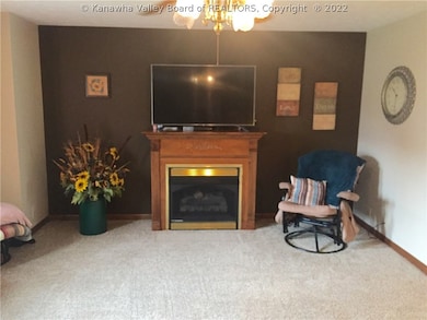 106 Woodstone Dr, Scott Depot, WV 25560 - photo 4