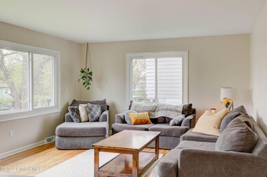 26 Western Ave, Rensselaer, NY 12144 - photo 4