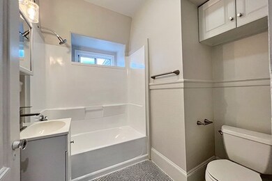 277 Lafayette St unit 3L, Salem, MA 01970 - photo 2