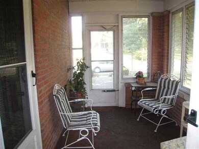 955 College Ave, Columbus, OH 43209 - photo 5