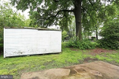 959 Kinwat Ave, Essex, MD 21221 - photo 4