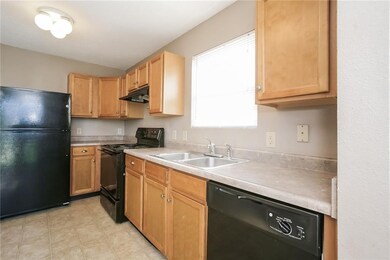 1014 Maple Run Dr, Sheridan, IN 46069 - photo 5