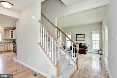 7604 Greenstable Gate Ln, Laurel, MD 20707 - photo 3