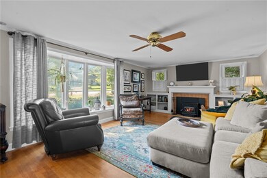 45 Algonquin Dr, Warwick, RI 02888 - photo 5