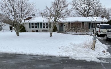 15 Seminole Rd, South Dartmouth, MA 02748 - photo 2
