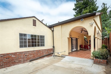 5617 Katherine Ave, Van Nuys, CA 91401 - photo 3