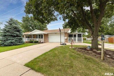 1439 Northlawn Rd, Davenport, IA 52804 - photo 2