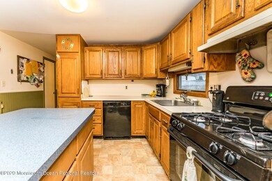 507 Middle Ln, Howell, NJ 07731 - photo 6