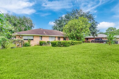 8534 Easter St, Houston, TX 77088 - photo 2