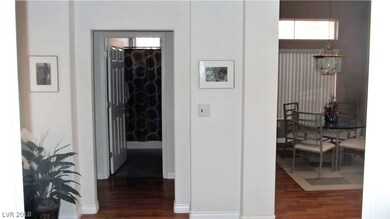 2ND BATHROOM AND FORMAL DINING ROOM. ( TO THE LEFT