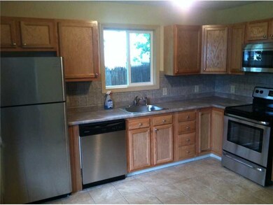 132 Robinson St, Providence, RI 02905 - photo 3