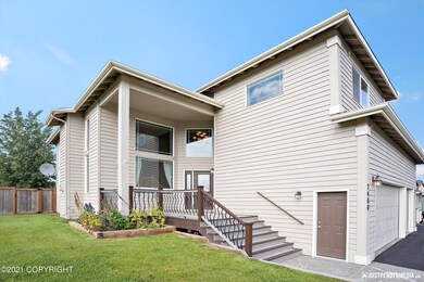 Landscaped lawn & Trex front porch