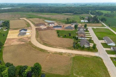 500 Rustic Ridge Dr, Brillion, WI 54110 - photo 3