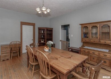 1404 W 14th St, Davenport, IA 52804 - photo 6