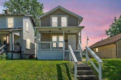 911 Camden Ave (Exterior)-1 day to dusk