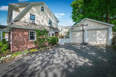 9 Columbia Rd, Marblehead, MA 01945 - photo 4