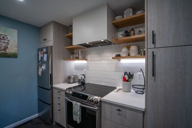 32 Autumn Ln, Amherst, MA 01002 - photo 5