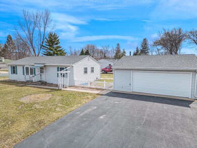 1101 W 87th St, Bloomington, MN 55420 - photo 4