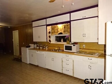 1525 1525 Buena Vista Dr, Tyler, TX 75701 - photo 5