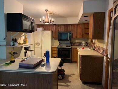 1533 E Forest Dr, Saylorsburg, PA 18353 - photo 4