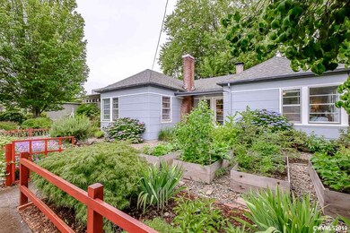 1024 Calapooia St SW, Albany, OR 97321 - photo 4