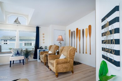 HOLIDAY HILLS #22 INTERIOR (2)
