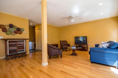 141 County Rd unit A, North Falmouth, MA 02556 - photo 5
