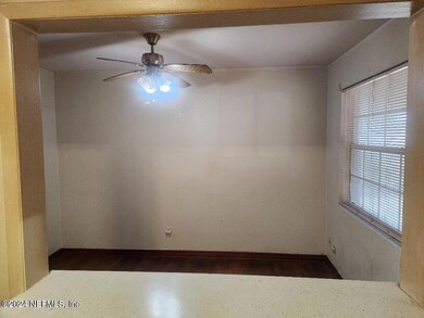 Kitchen Bar area Pass thru to Dining Roo