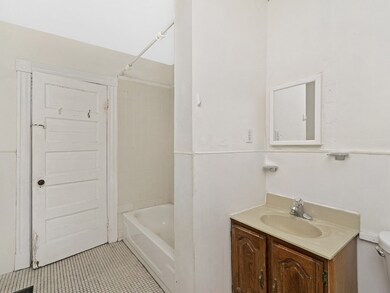 29 Appleton St unit 29R, Quincy, MA 02171 - photo 6