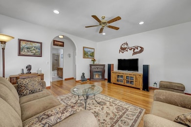 48-web-or-mls-1634-buzzys-ranch-rd