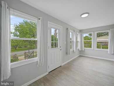 108 E 12th Ave, Ranson, WV 25438 - photo 4