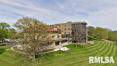 1101 W 9th St, Davenport, IA 52804 - photo 2