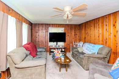 335 Murrell St, Frankfort, KY 40601 - photo 2