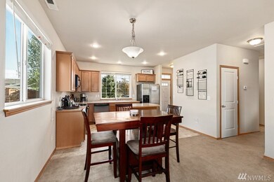 913 Grinnell Ave SW, Orting, WA 98360 - photo 7