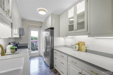 Executive House Apartments unit 7D, Saint Louis, MO 63108 - photo 7