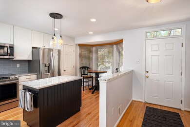 6230 Stratford Ct, Elkridge, MD 21075 - photo 4