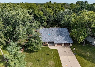 409 Willow St, Farmington, MN 55024 - photo 2