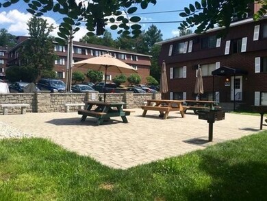 555 Calef Rd unit 26, Manchester, NH 03103 - photo 2