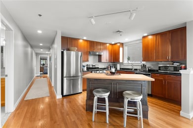 1268 Westminster St, Providence, RI 02909 - photo 6