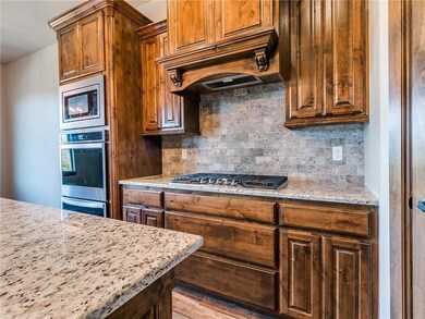 1613 Pendleton Place, Moore, OK 73160 - photo 3