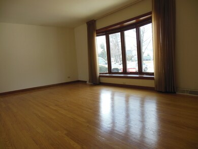 781 N Geneva Ave, Elmhurst, IL 60126 - photo 2