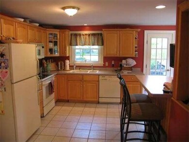 98 Holden St, Holden, MA 01520 - photo 7