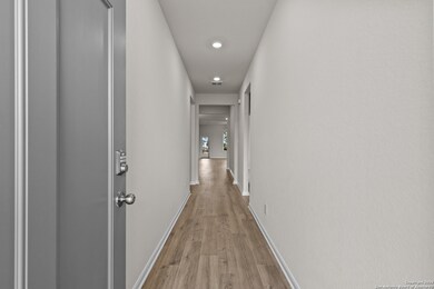 15556 Bonnethead Rd, San Antonio, TX 78253 - photo 3