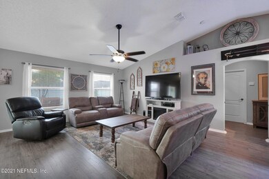 008-1440SummitOaksDriveEast-Jacksonville