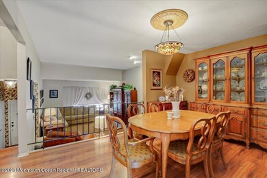 367 Middlewood Rd, Middletown, NJ 07748 - photo 5